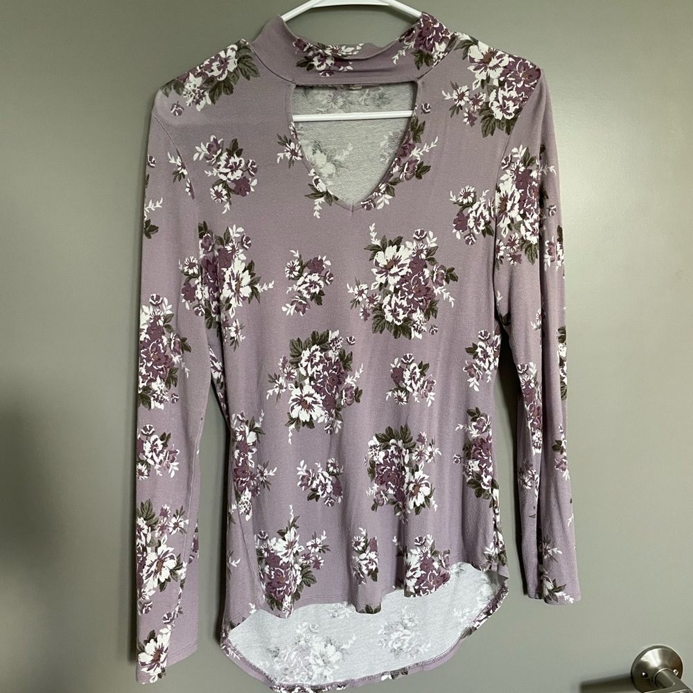Ultra Flirty Women’s Floral Long-sleeve Cutout Top